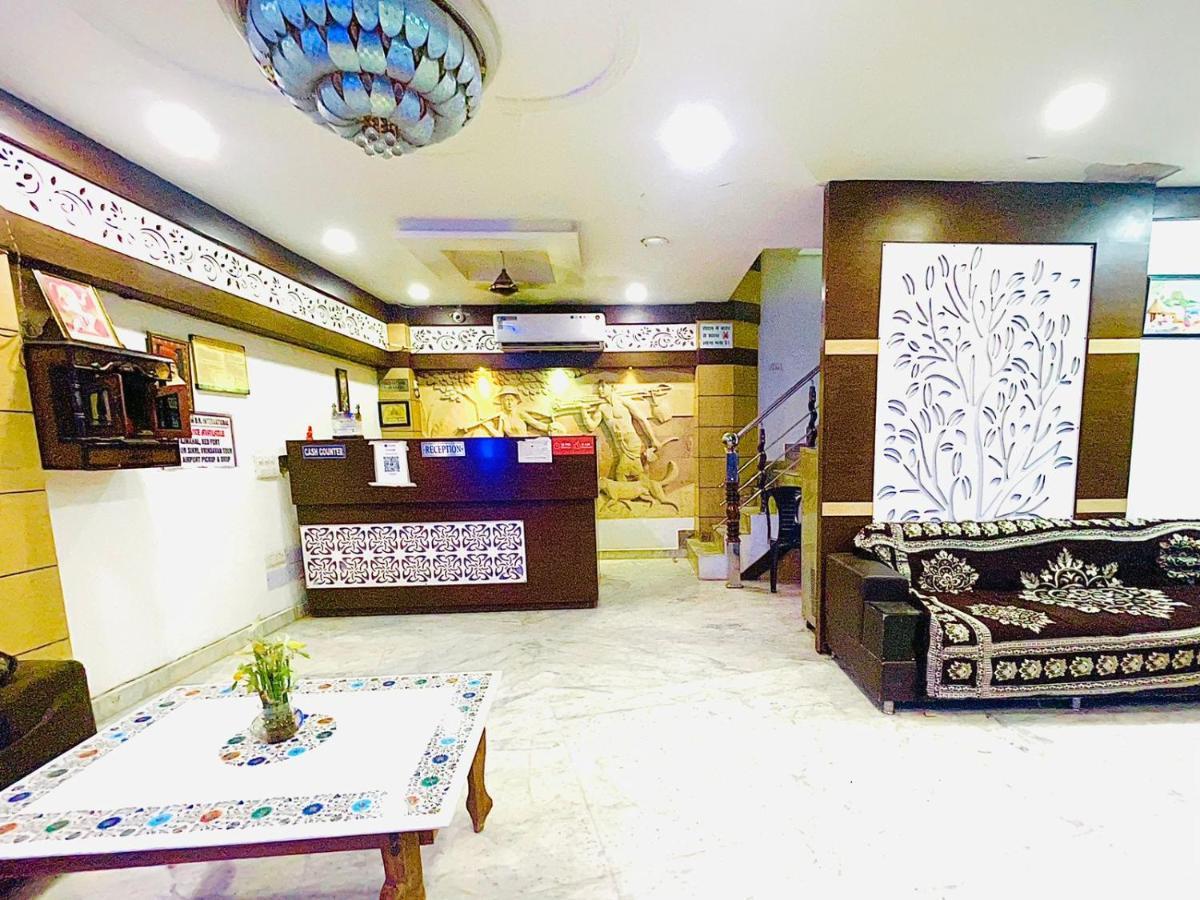 Blue Rose International, Family Hotel Agra  Exterior foto